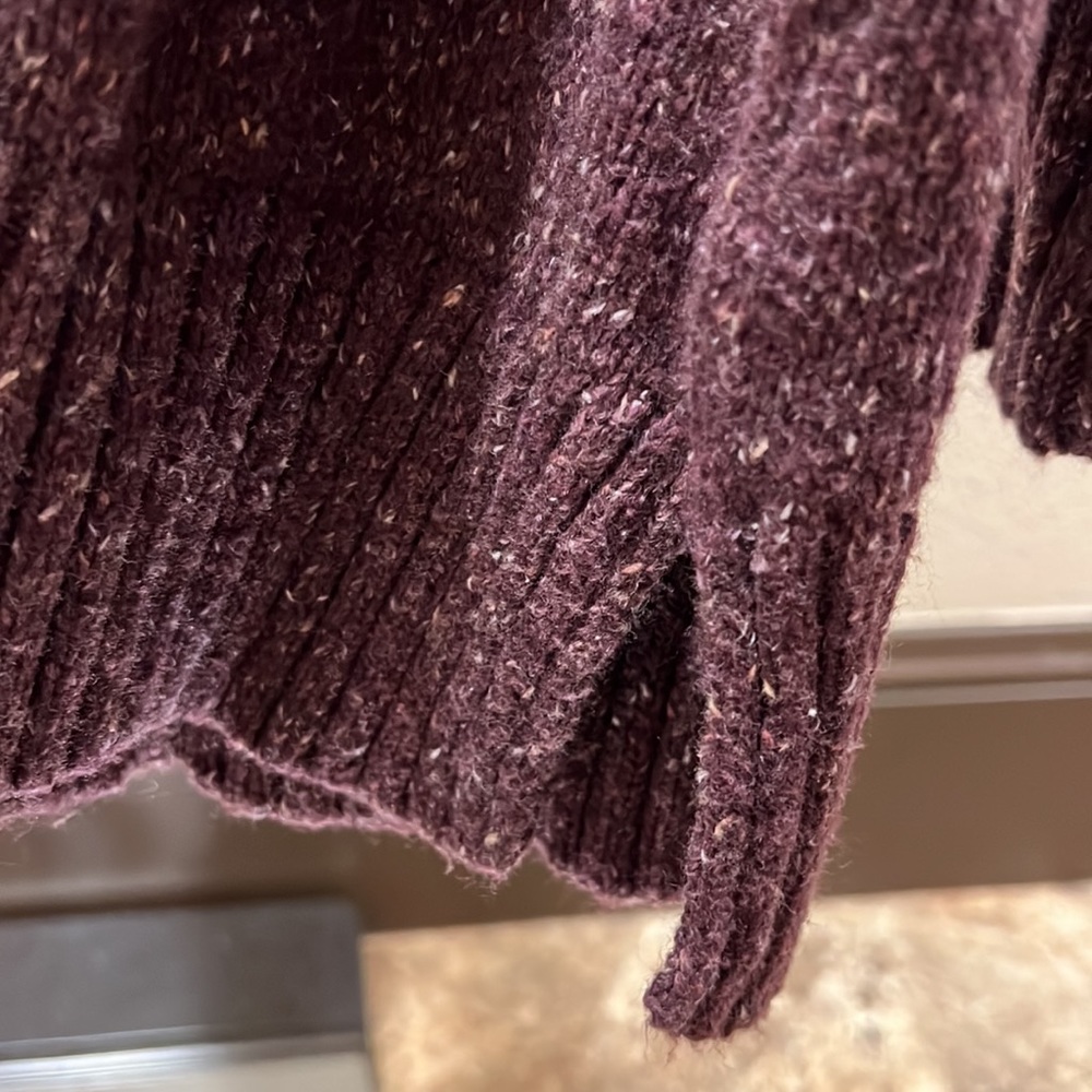 NWOT, “Natural Reflections”  XXL Sweater.  Color - Redish Brown. - Picture 4 of 6